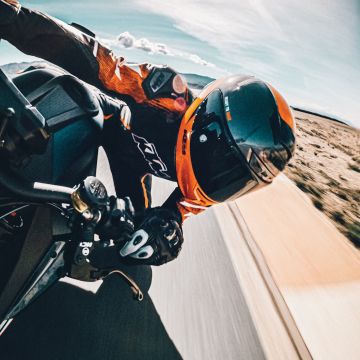 VNEMENT : KTM 890 DUKE TOUR